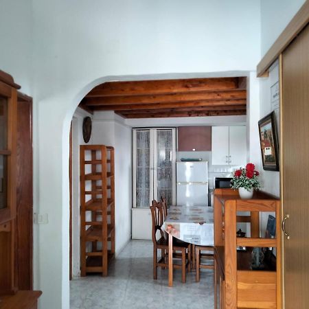Munique Casa Antonia Reyes, A La Sombra De Famara 아파트 외부 사진